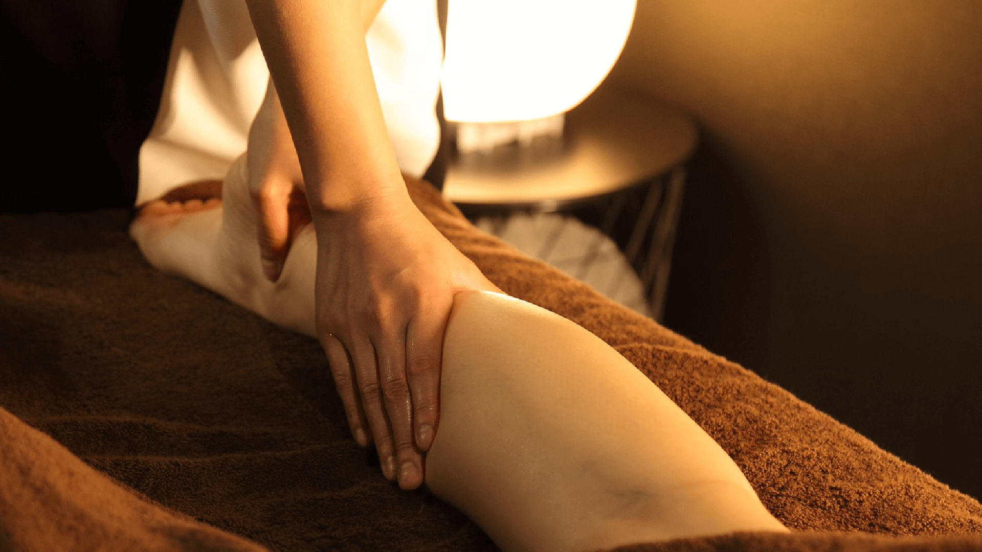 足のマッサージ